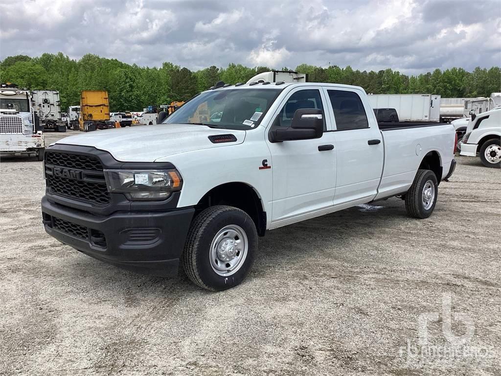 RAM 2500 Pick up de caixa aberta