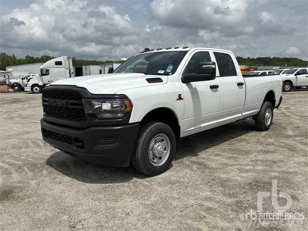 RAM 2500 Pick up de caixa aberta
