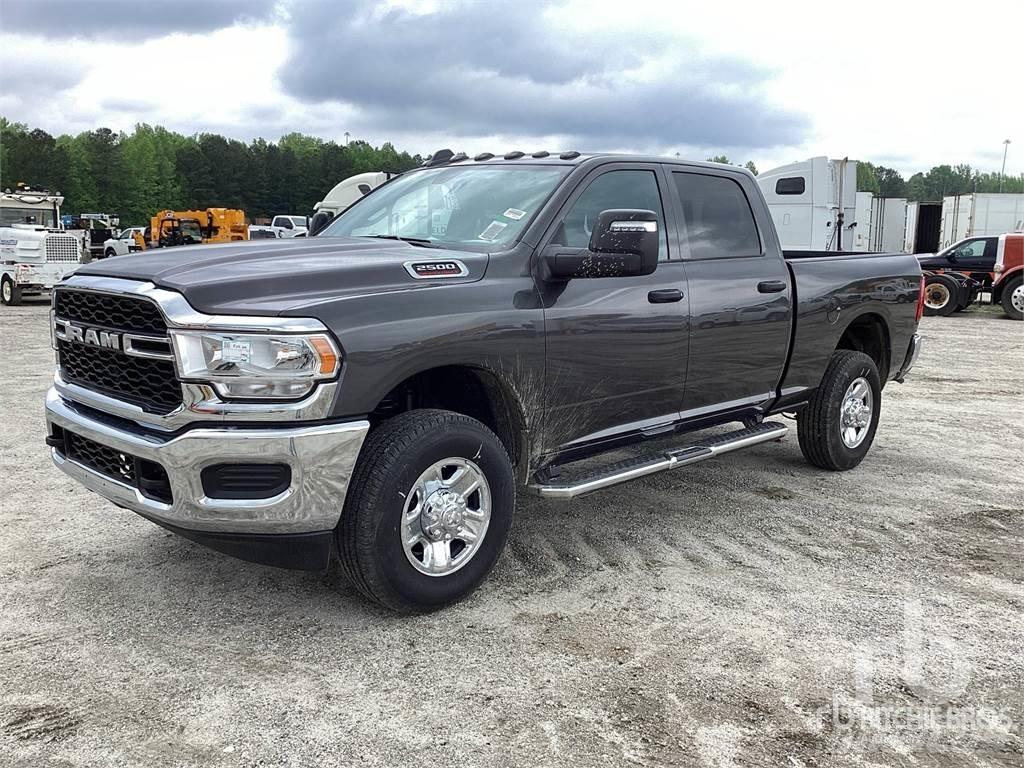 RAM 2500 Pick up de caixa aberta