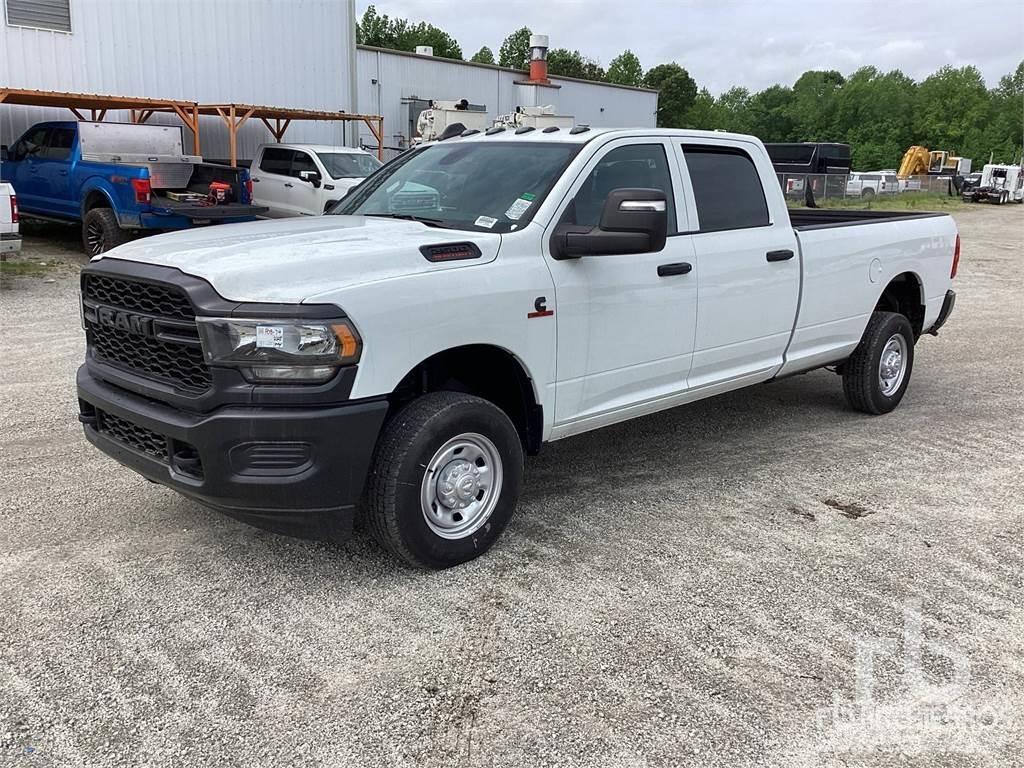 RAM 2500 Pick up de caixa aberta