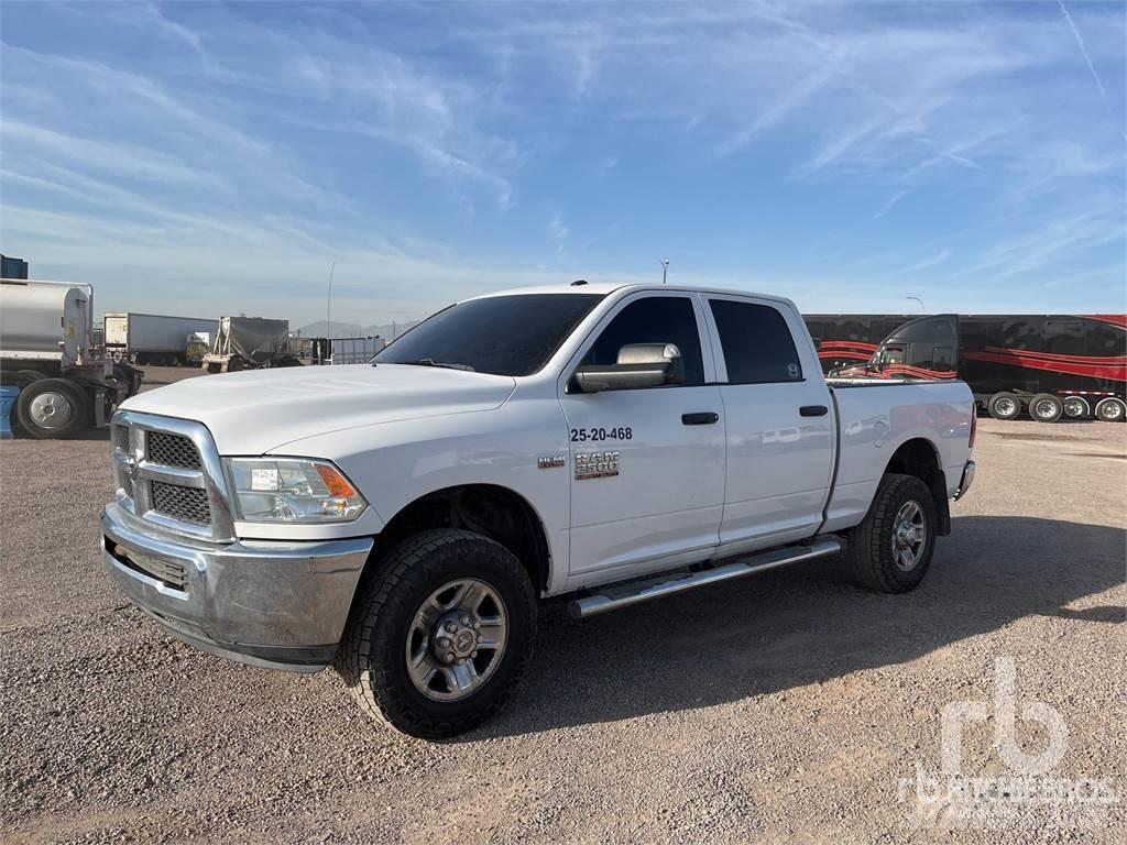 RAM 2500 Pick up de caixa aberta