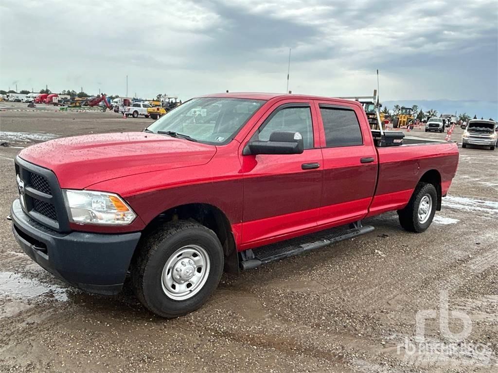 RAM 2500 Pick up de caixa aberta