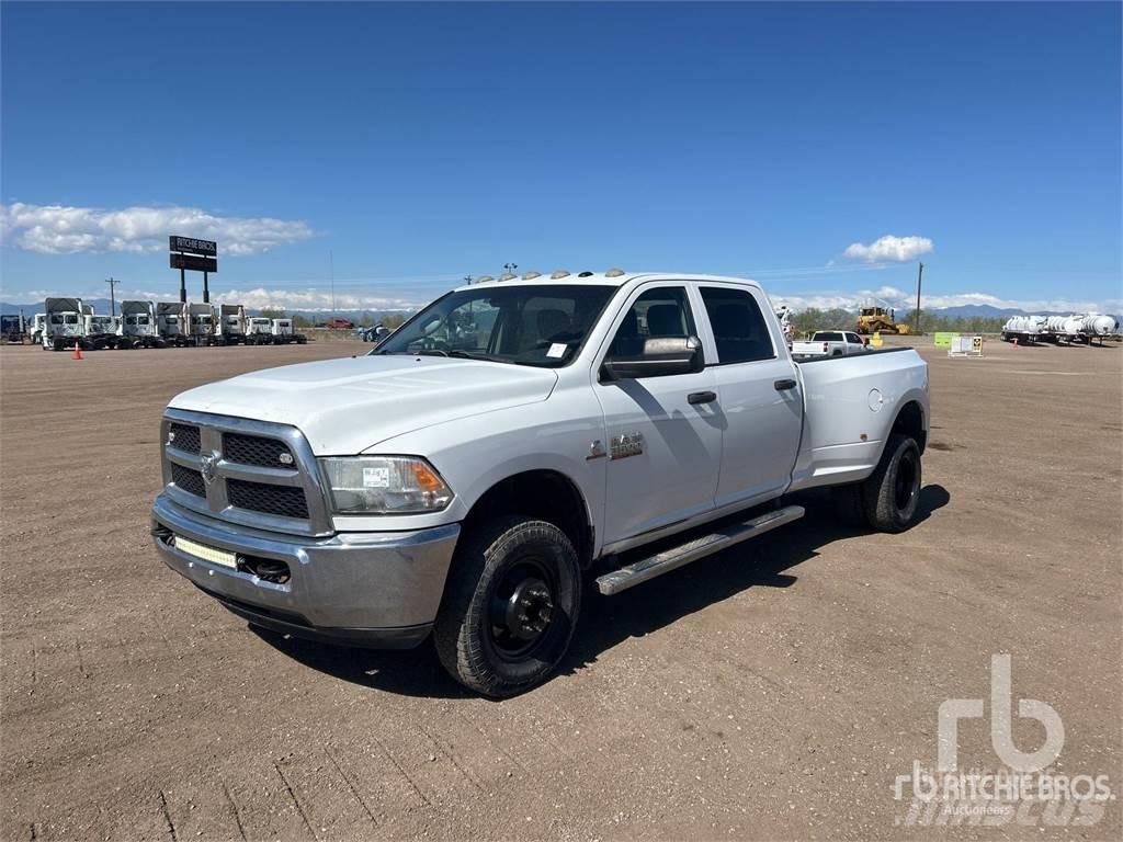 RAM 3500 Pick up de caixa aberta