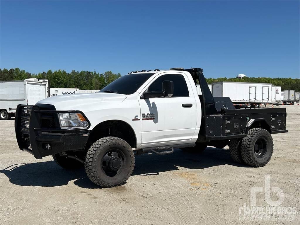 RAM 3500 Camiões estrado/caixa aberta