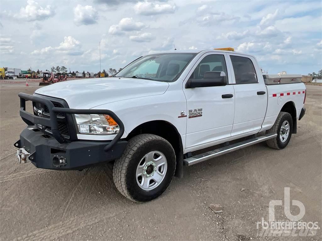 RAM 3500 Pick up de caixa aberta