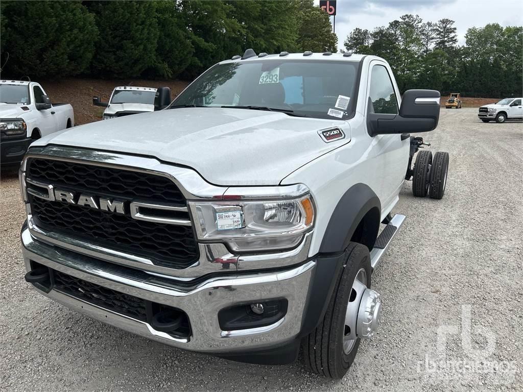 RAM 5500 Camiões de chassis e cabine