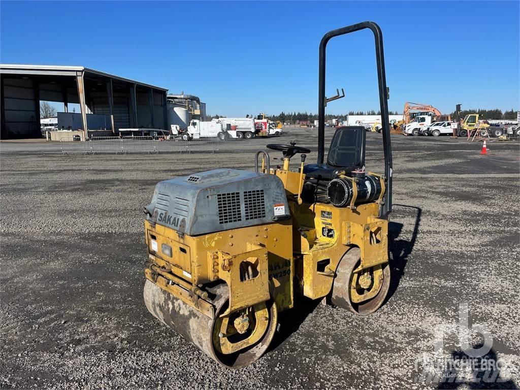 Sakai SW250 Cilindros Compactadores tandem
