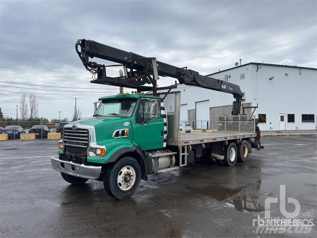 Sterling L7500 Camiões grua