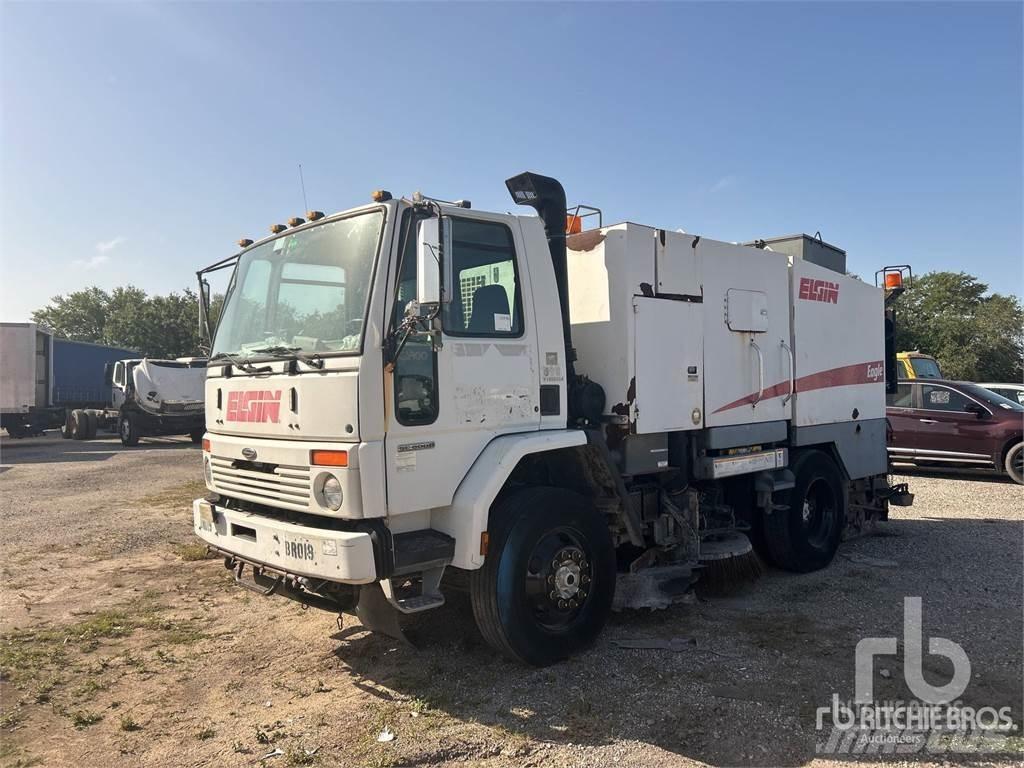 Sterling SC8000 Camiões varredores