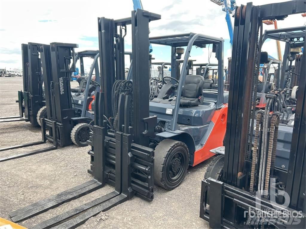 Toyota 8FD40U Empilhadores Diesel