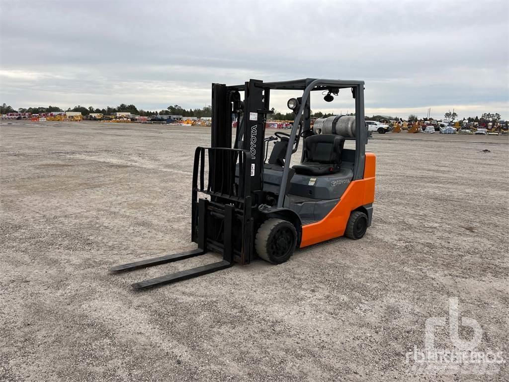 Toyota 8FGCU30 Empilhadores Diesel