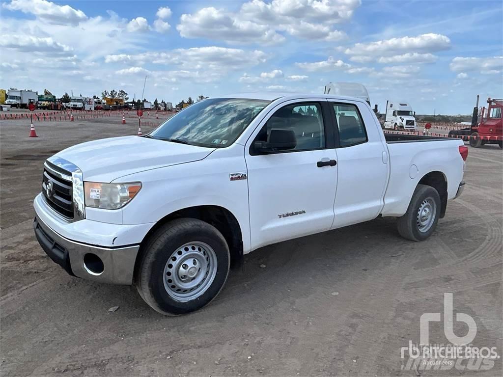 Toyota TUNDRA Pick up de caixa aberta