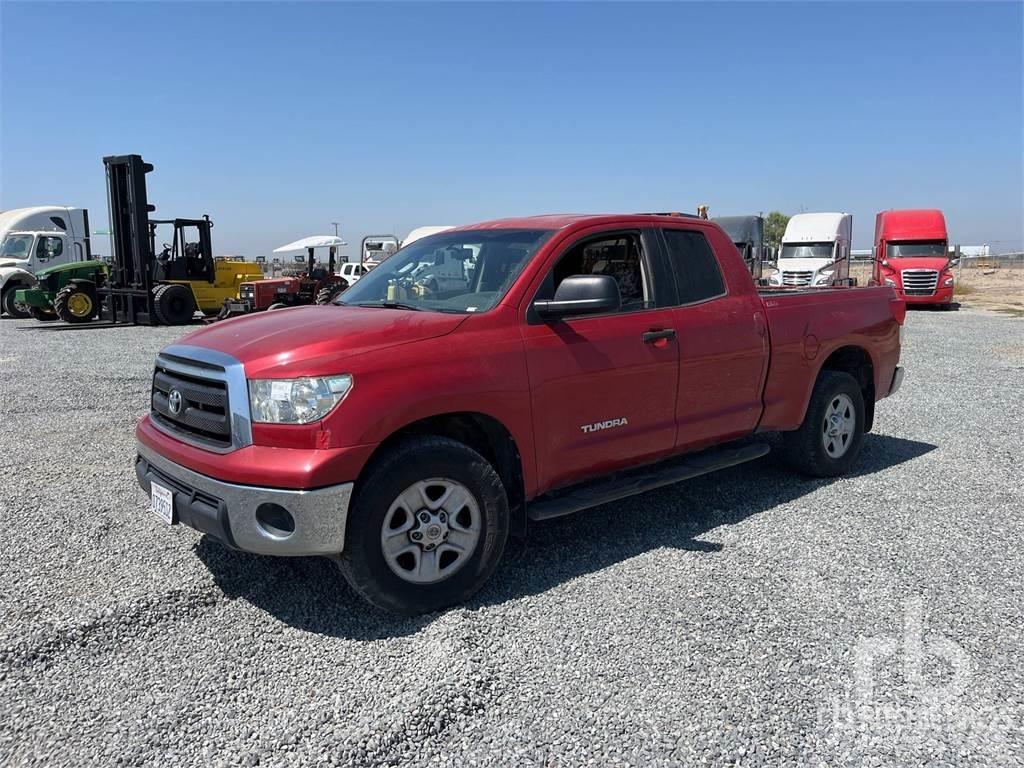 Toyota TUNDRA Pick up de caixa aberta