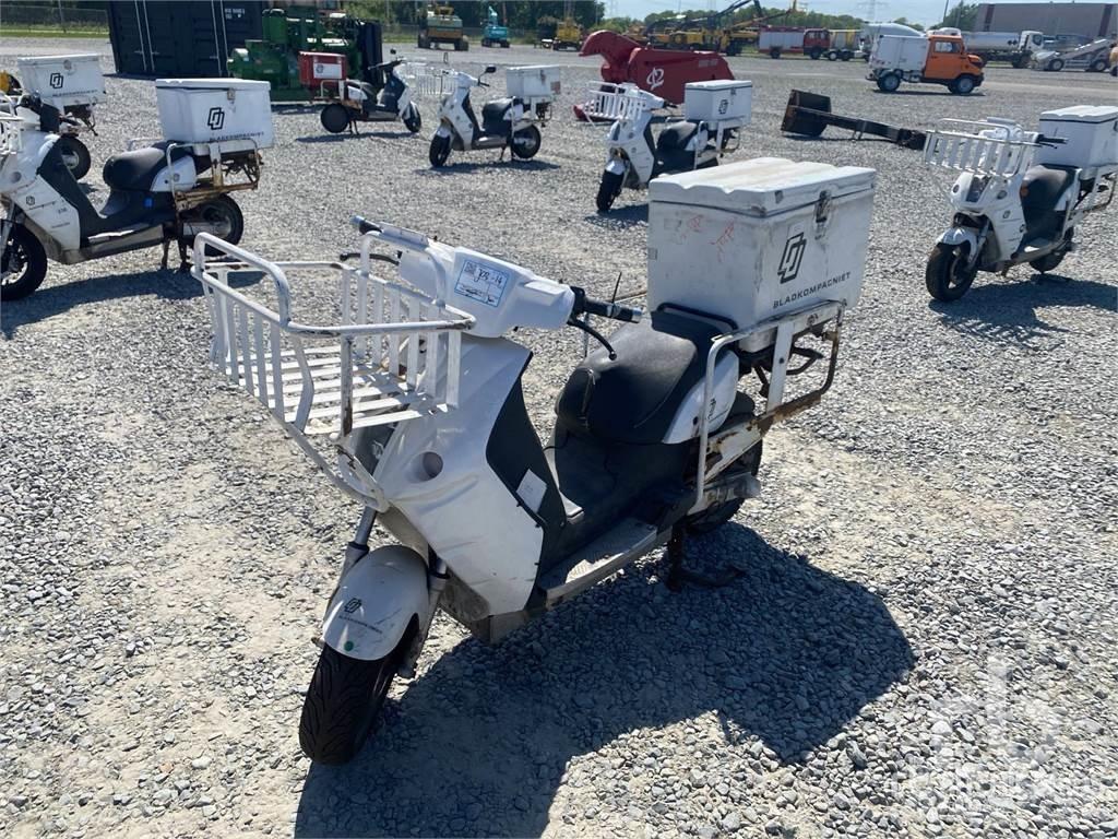  V-MOTO E-MAX Carros Ligeiros