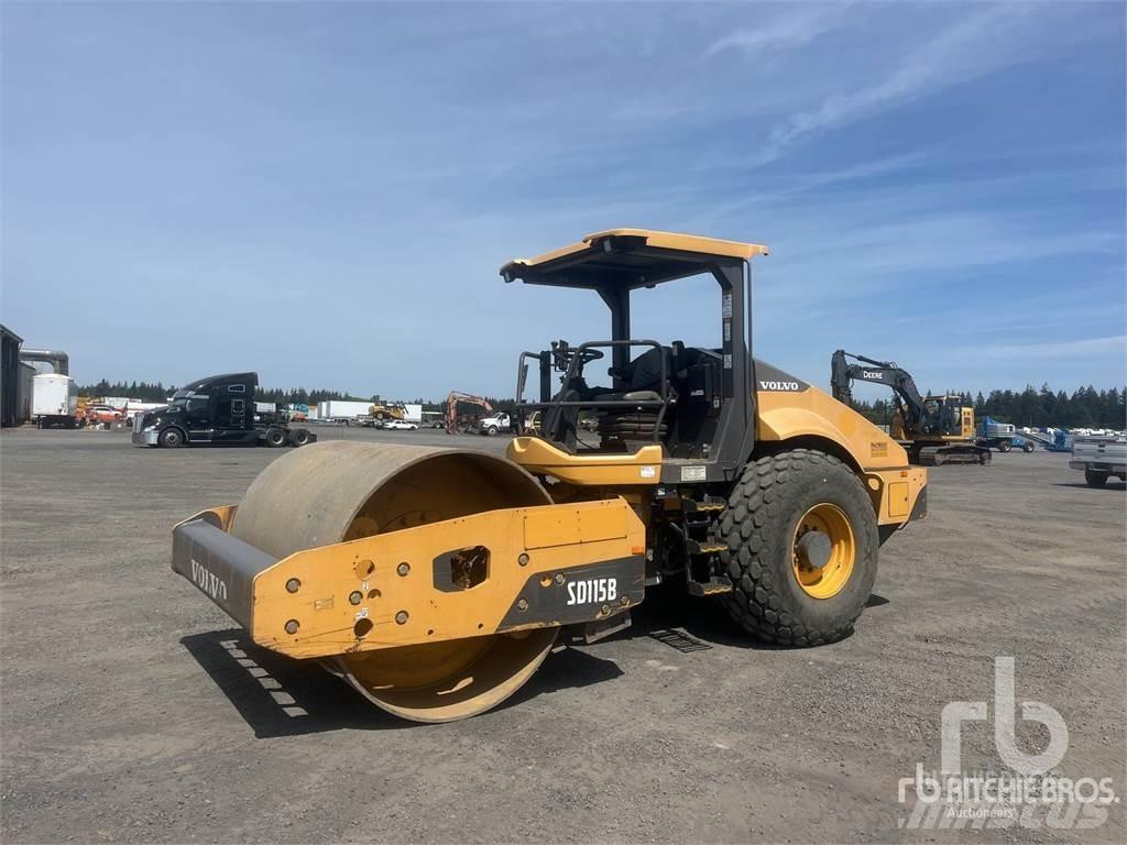 Volvo SD115B Compactadores para terra