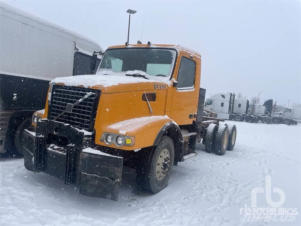 Volvo VHD Camiões de chassis e cabine