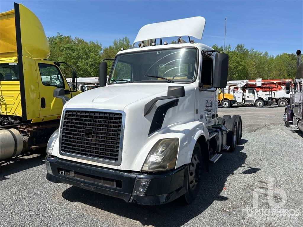 Volvo VNL Tractores (camiões)