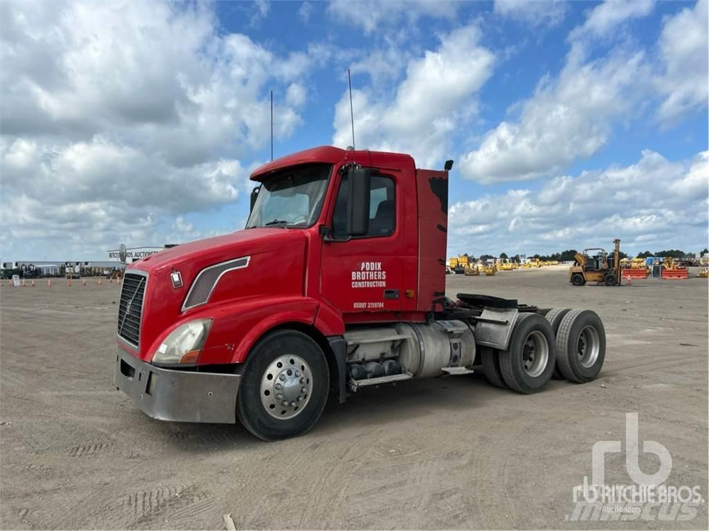 Volvo VNL300 Tractores (camiões)