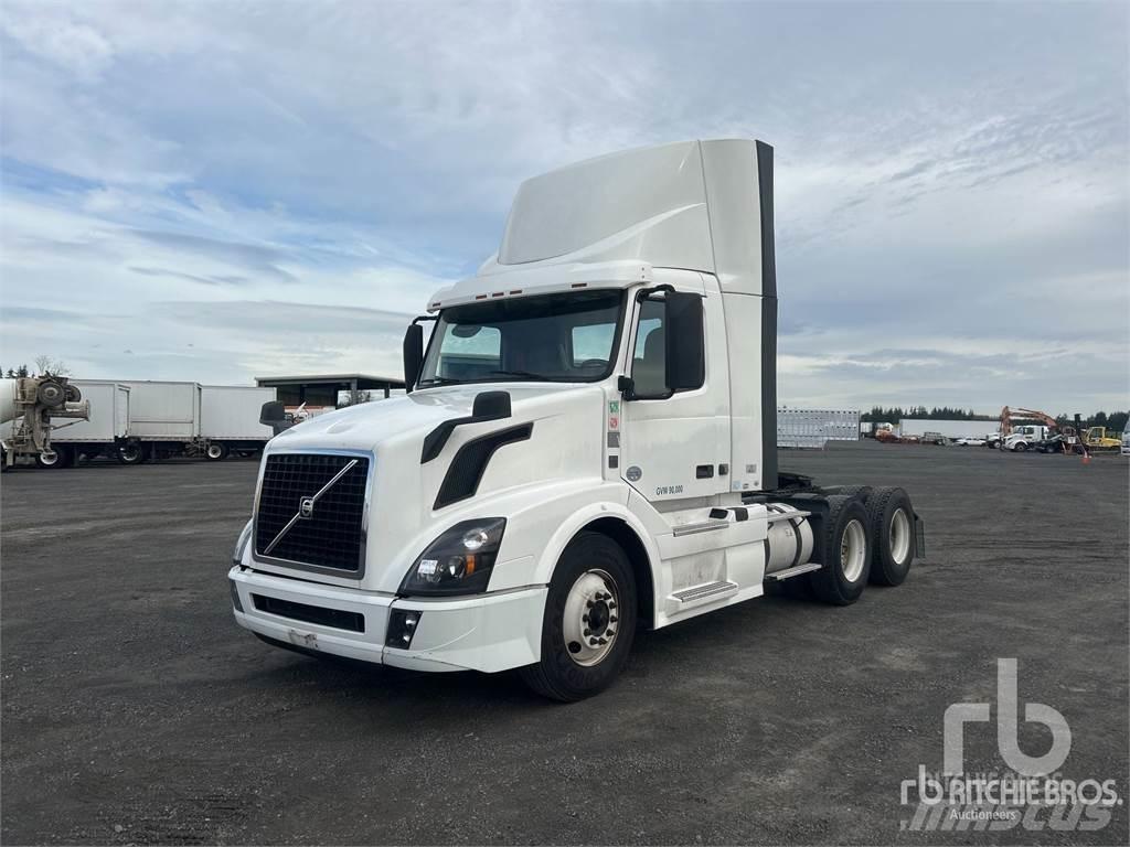 Volvo VNL300 Tractores (camiões)
