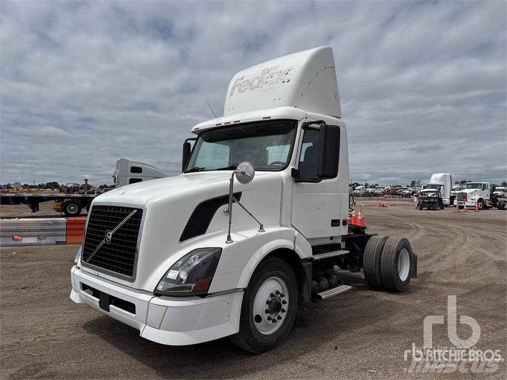 Volvo VNL300 Tractores (camiões)
