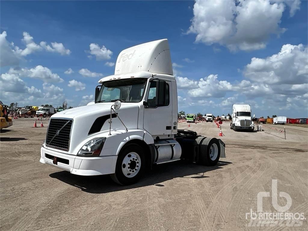 Volvo VNL300 Tractores (camiões)