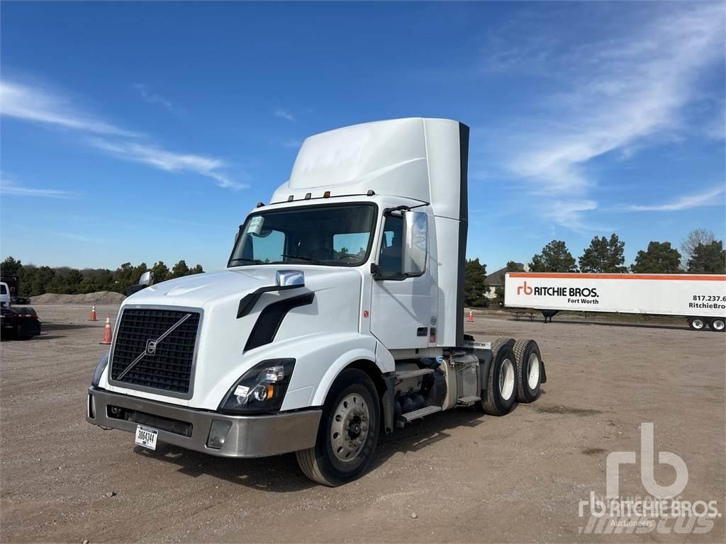 Volvo VNL300 Tractores (camiões)