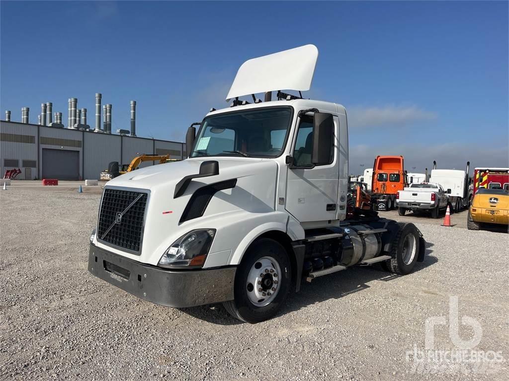 Volvo VNL300 Tractores (camiões)