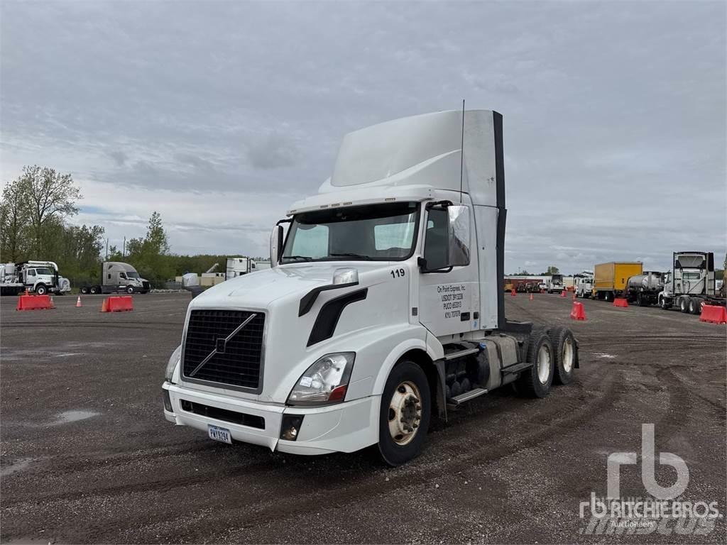 Volvo VNL300 Tractores (camiões)