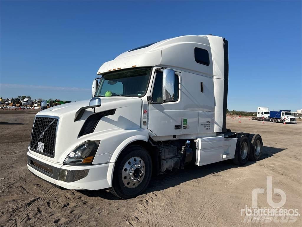 Volvo VNL670 Tractores (camiões)
