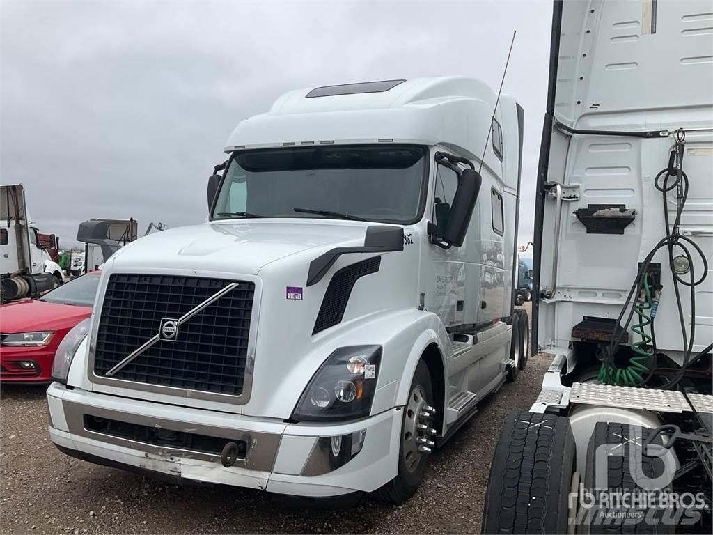 Volvo VNL670 Tractores (camiões)