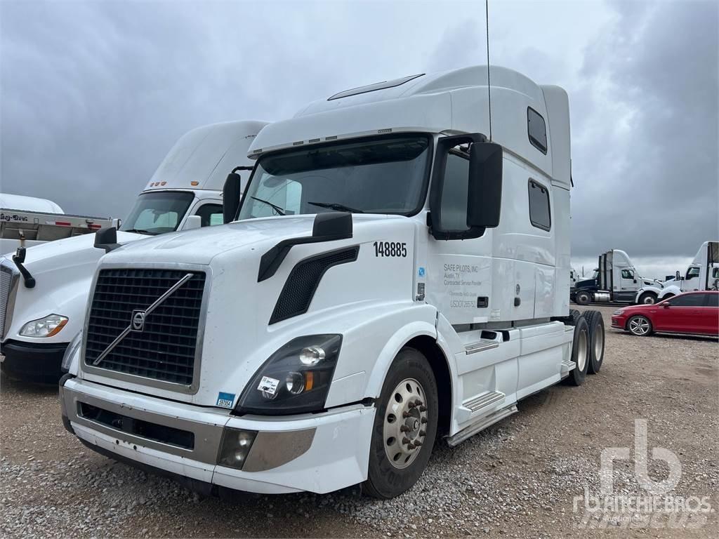 Volvo VNL670 Tractores (camiões)