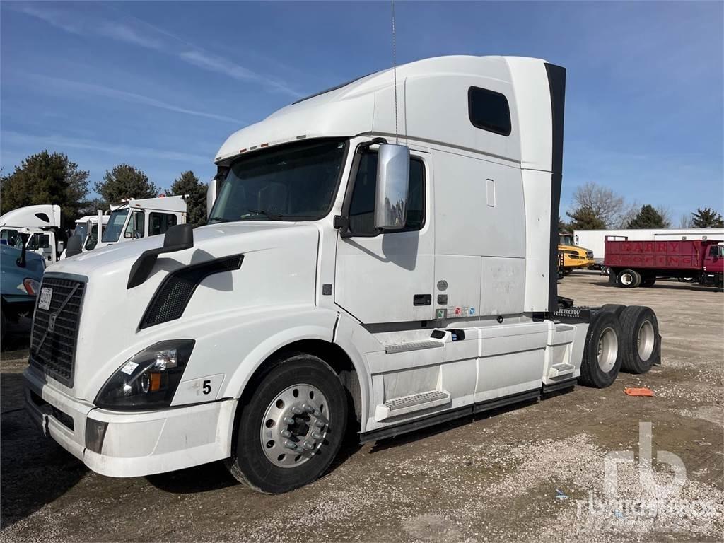 Volvo VNL670 Tractores (camiões)