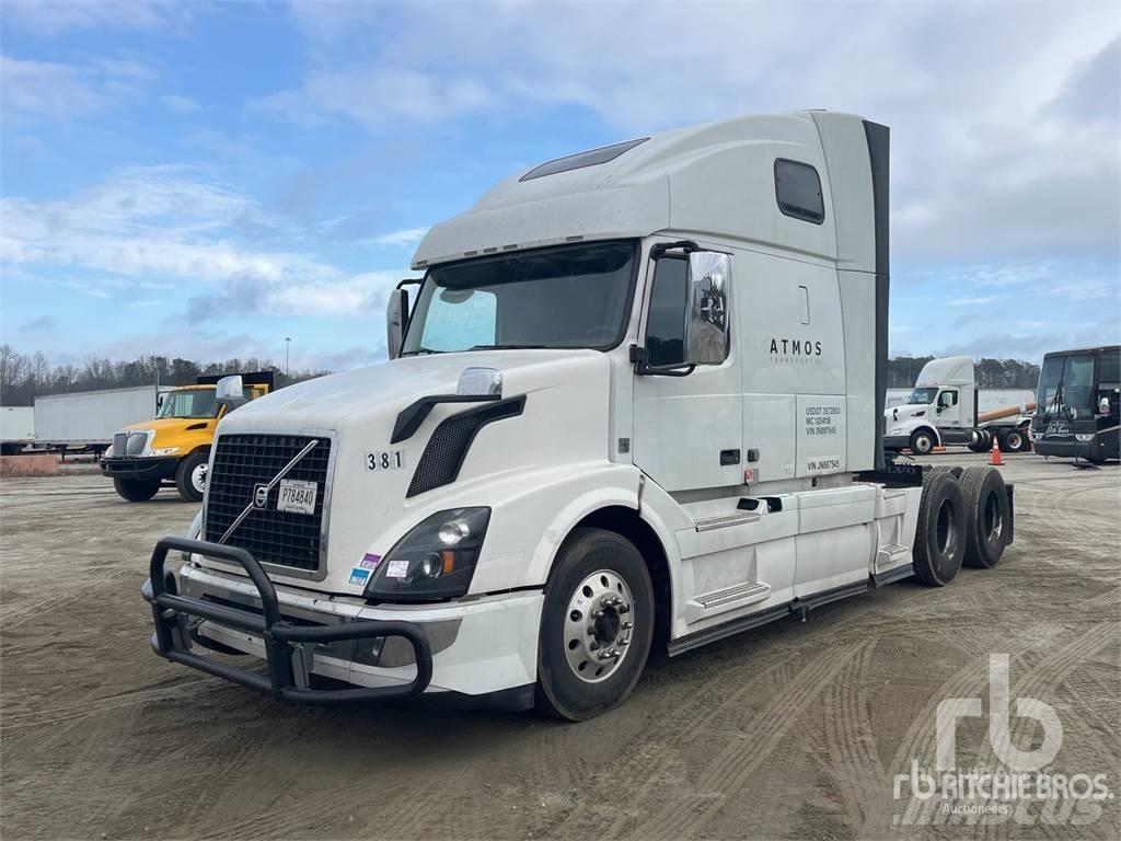 Volvo VNL670 Tractores (camiões)