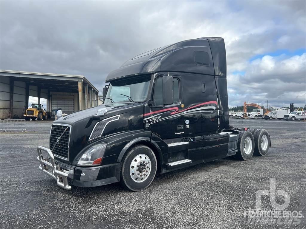Volvo VNL670 Tractores (camiões)