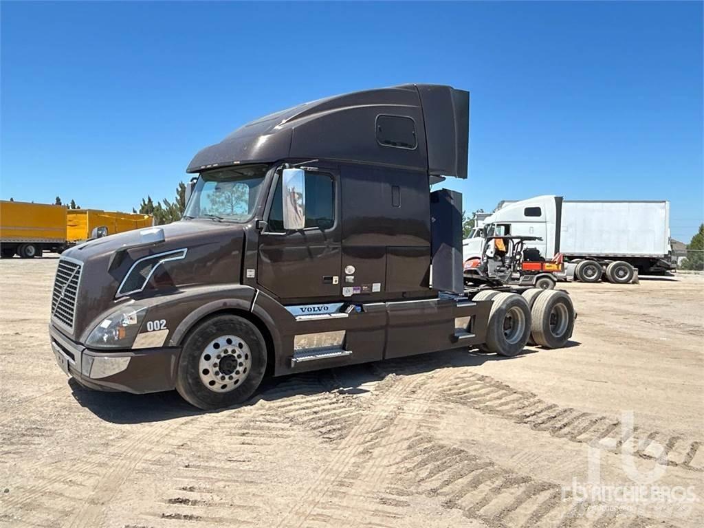 Volvo VNL670 Tractores (camiões)