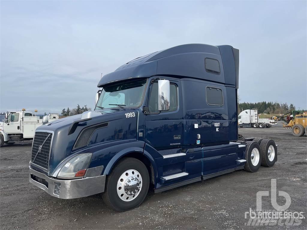 Volvo VNL780 Tractores (camiões)