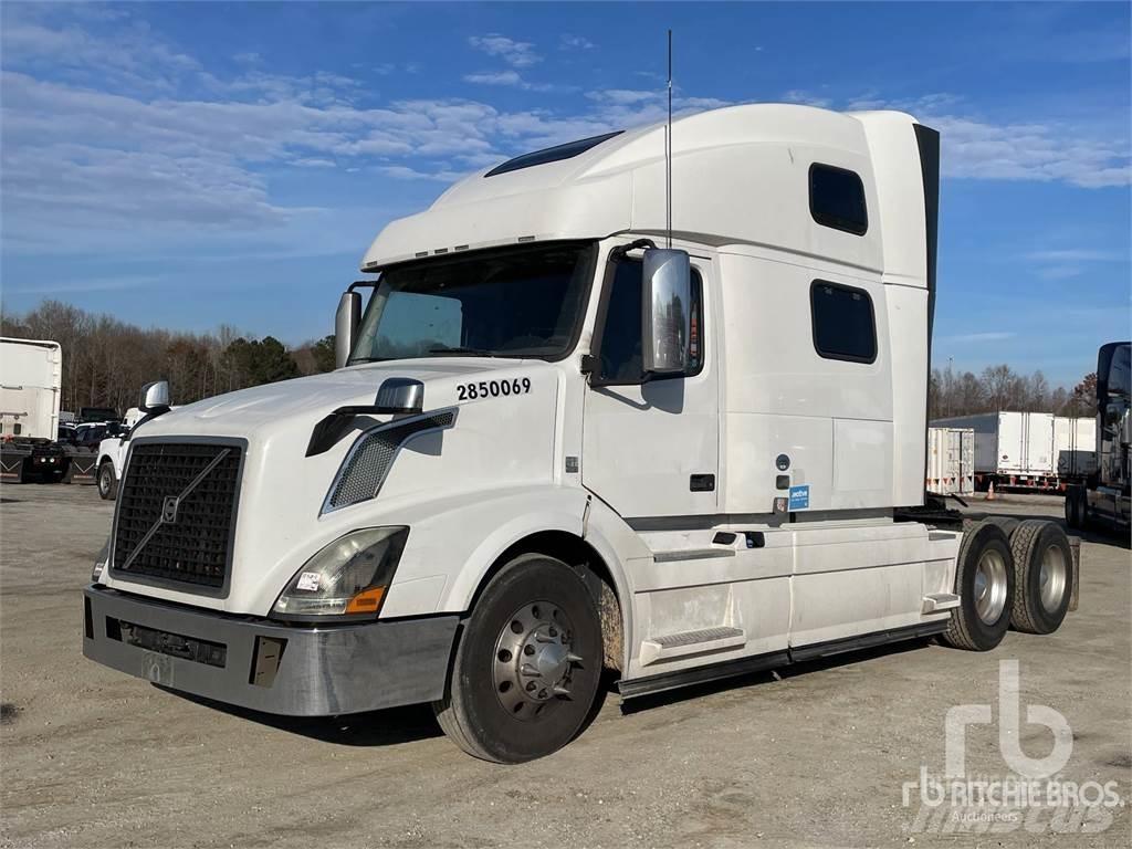 Volvo VNL780 Tractores (camiões)