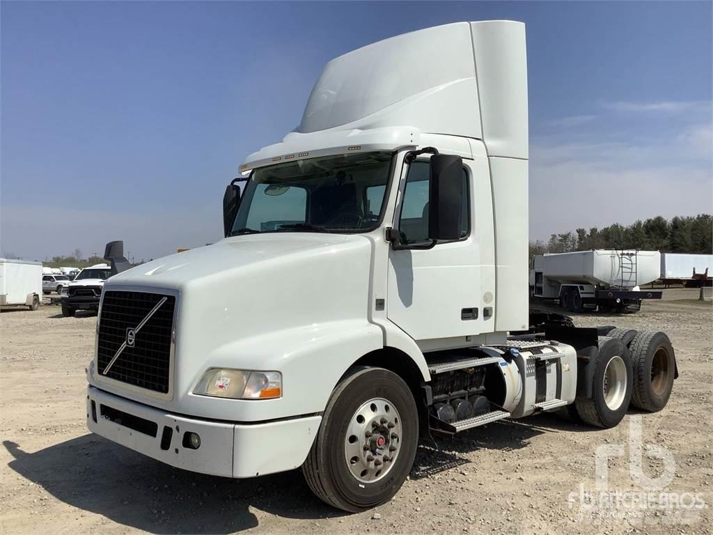 Volvo VNM Tractores (camiões)