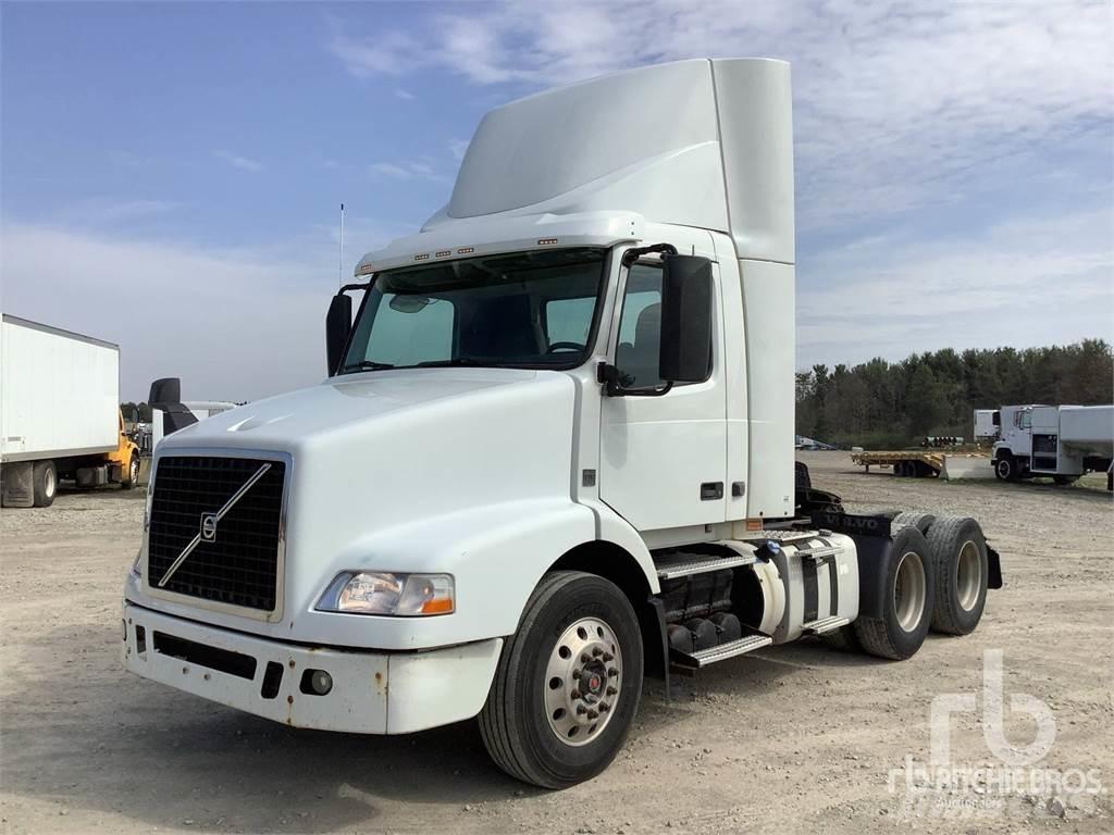 Volvo VNM Tractores (camiões)