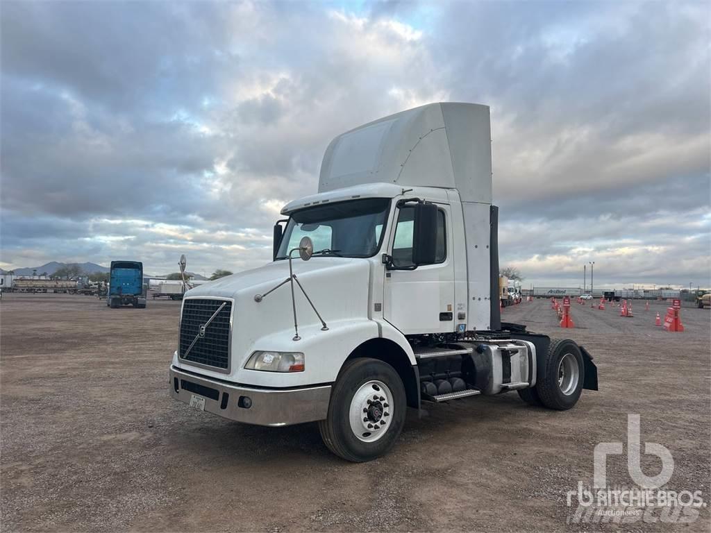 Volvo VNM Tractores (camiões)