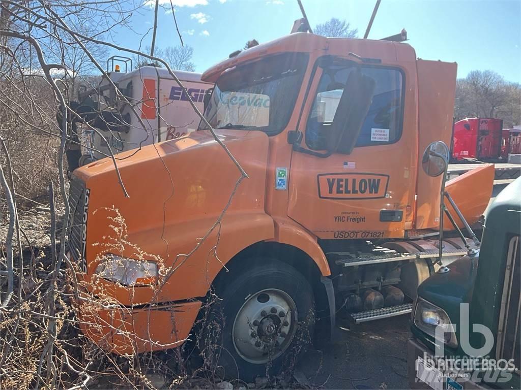 Volvo VNM Tractores (camiões)