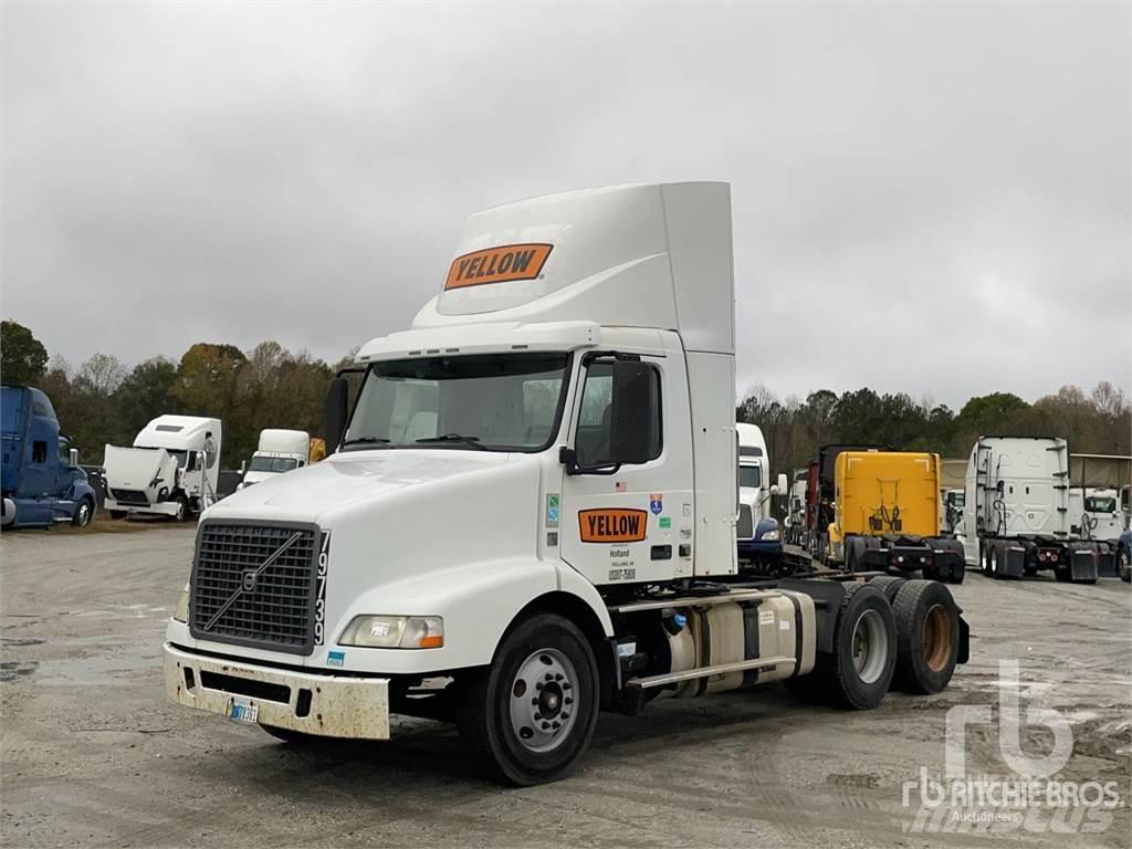 Volvo VNM200 Tractores (camiões)