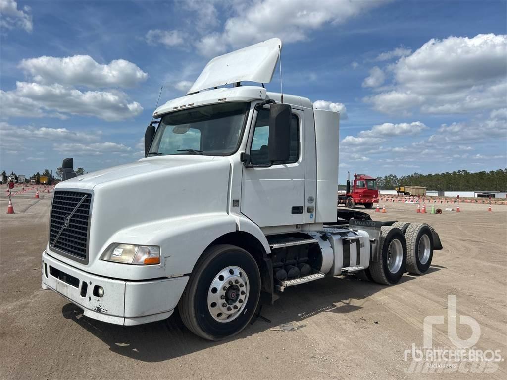 Volvo VNM200 Tractores (camiões)