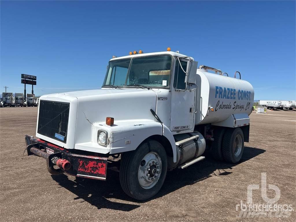 White WG42T Auto-tanques
