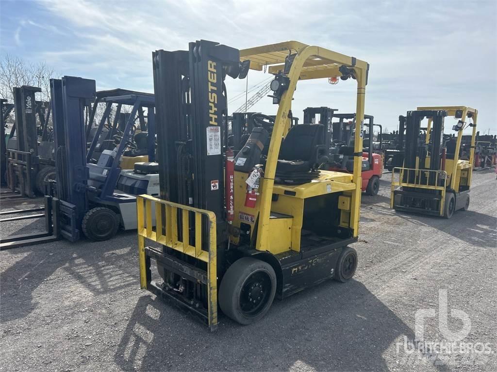 Yale E50XN-33 Empilhadores eléctricos
