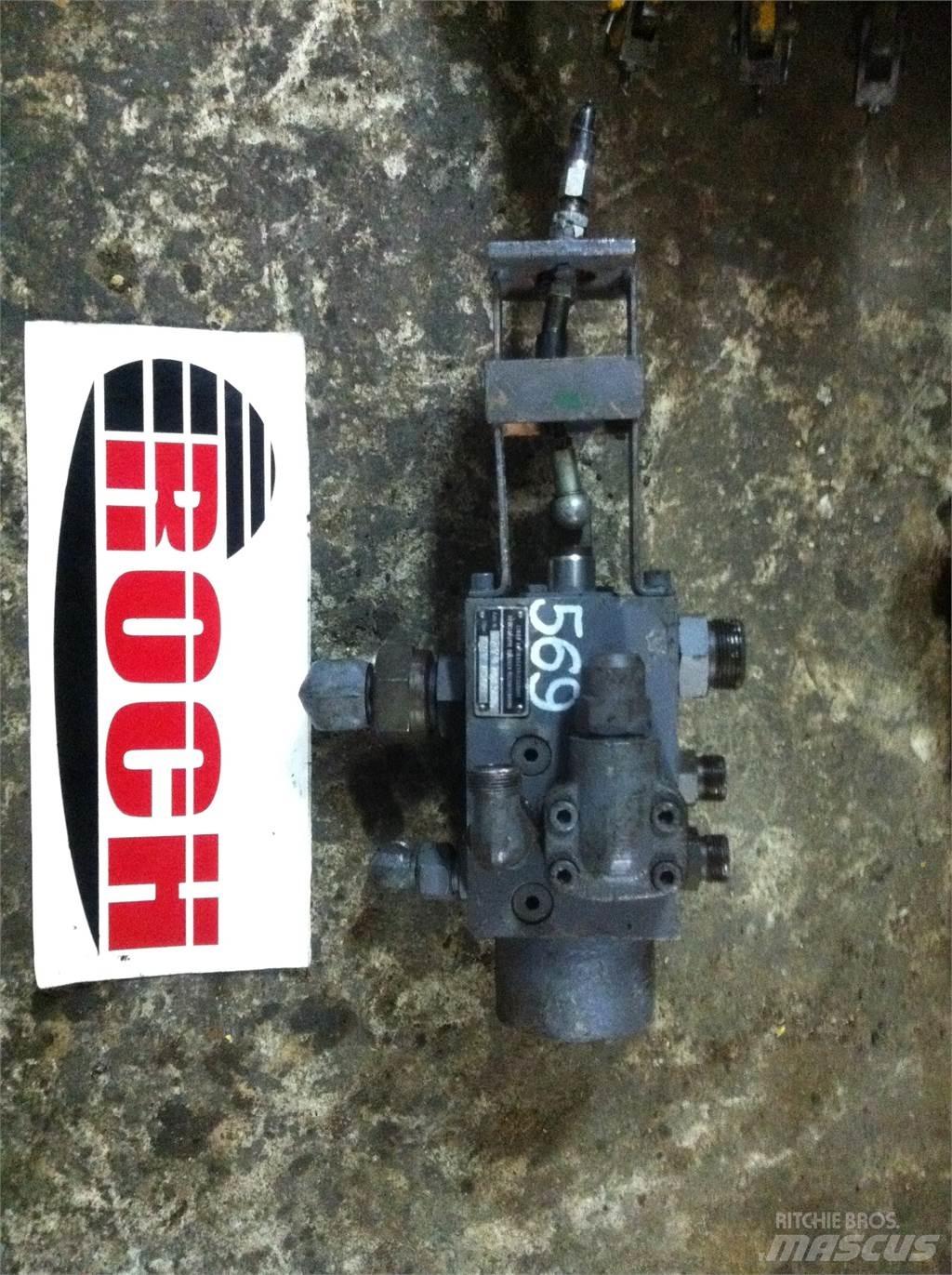 Linde 671 7504 - 1 SEKCYJNY Hidráulica