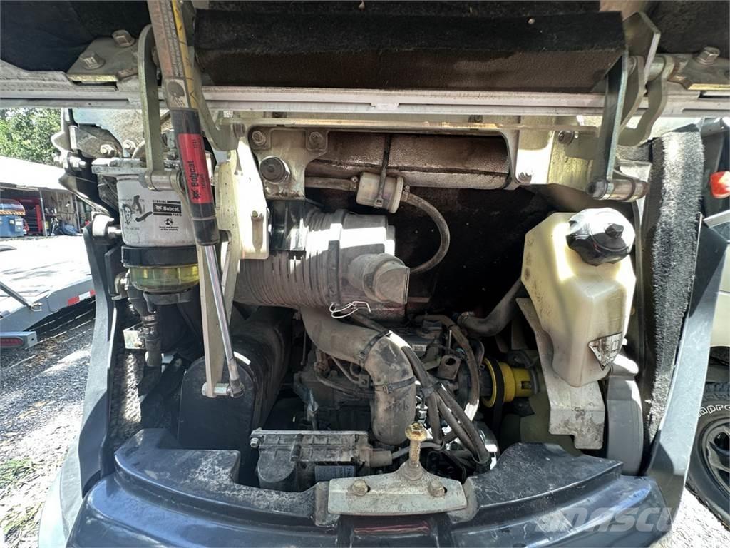 Bobcat E26 Escavadoras Midi 7t - 12t