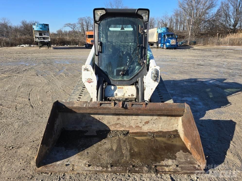 Bobcat T590 Carregadoras de direcção deslizante