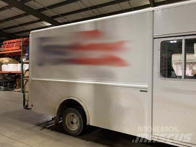 Ford E350 Camiões de caixa fechada