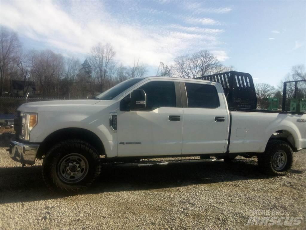 Ford F250 Pick up de caixa aberta